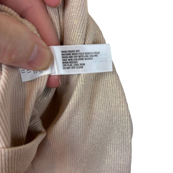 Gap favorite tank top, size Medium, sparkly, summer, beach, vacation, NWT - Picture 9 of 10